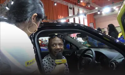 Salon de l'Automobile 2019 : un client heureux après avoir acheté deux voitures