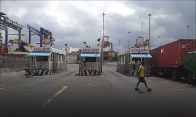 Baisse de productivité au port : les syndicats blâment le nouveau système informatique