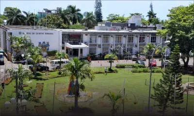 On bouche des drains à Quatre-Bornes : la mairie a exigé l'arrêt des travaux, mais...
