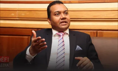 Publication sur Facebook : le ministre Deepak Balgobin aux Casernes centrales