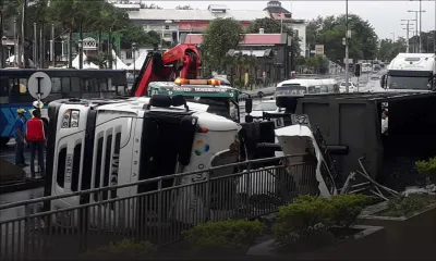 Poids lourd renversé : le chauffeur libéré sous caution après l'accident ayant coûté la vie à son aide-chauffeur