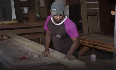 Marché du mobilier : les meubles restent au placard