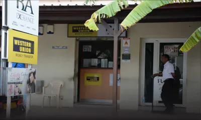 Pour opérer en toute quiétude : les voleurs crèvent les pneus des voitures de police avant le braquage