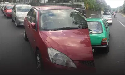 Au Champ-de-Mars : gros encombrement routier en raison de mauvais stationnements