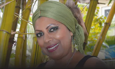 Dans son nouvel album : Rebecca Malabar raconte son combat contre le cancer­­