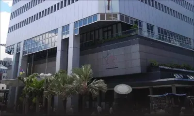 Air Mauritius : son junior promu, il saisit la Cour suprême