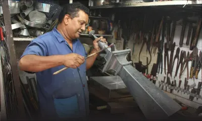 À Curepipe - Vishnu Deonanan : l’héritier d’une lignée de ferblantiers