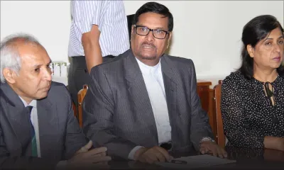 Showkutally Soodhun en Arabie saoudite à ses propres frais