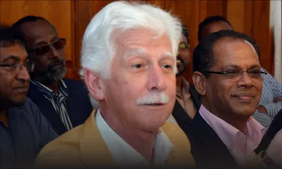 Assemblée nationale: la PNQ de Paul Bérenger axée sur la CSR