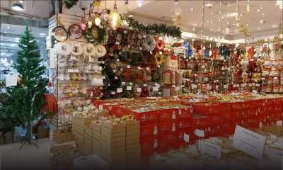 Crise sanitaire et hausse des prix : décorations de Noël cherchent preneur