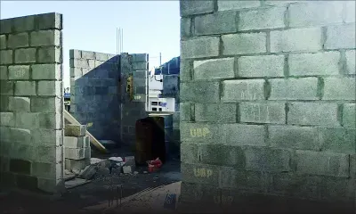 Appel à la solidarité : un couple tente désespérément de terminer sa maison