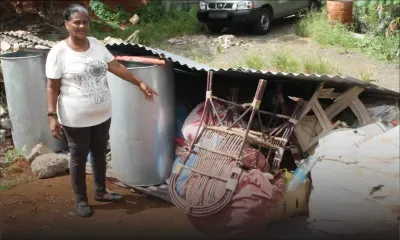 Expulsés du logis qu’ils louaient : une mère et son fils dorment dans une maison en ruine