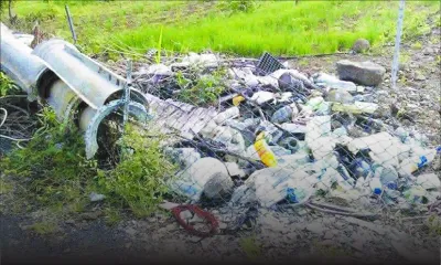 Voirie: résidence Candos croule sous les déchets