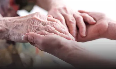 La mère atteinte de Parkinson et d’Alzheimer : les enfants ont du mal à créer un compte-conjoint