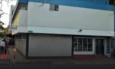 Après son arrestation son père le rejoint en cellule