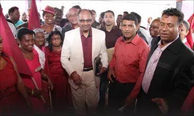 Alan Ganoo au congrès du Mouvement patriotique : «Les Mauriciens ont soif d’une nouvelle formation politique»