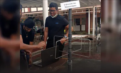 Communication spatiale : des étudiants créent des antennes qui captent les signaux de satellites