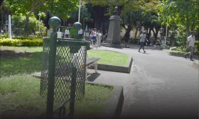 Les victimes de Berguitta quittent le Jardin de la Compagnie