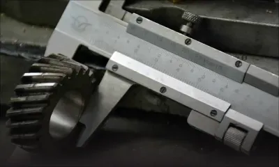 Tourneur-ajusteur: l’art de réplique