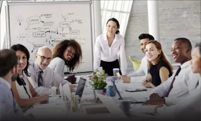 Atteindre les conseils d’administration : la culture de travail défavorise la parité hommes-femmes