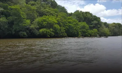 Un bateau chavire à GRSE : deux enfants et une policière meurent noyés