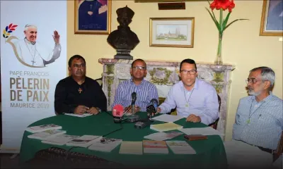 Visite papale à Maurice - le père Véder : «évitons de tomber dans la 'papolaterie'»