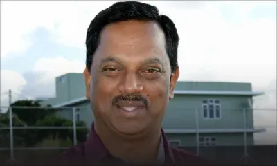 Menon Murday: humble altruiste