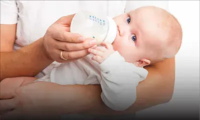 Des parents indignés : des anomalies dans des boîtes de lait pour bébés