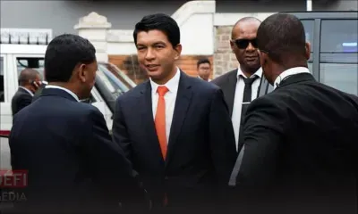 Tensions à Madagascar : le président Andry Rajoelina exfiltré par un avion militaire français selon RFI