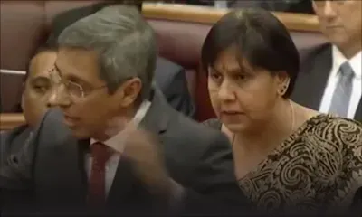 PNQ : Leela Devi Dookun défend la directrice de l’UTM