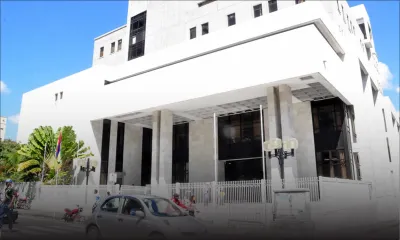  Pot-de-vin : un ex-policier condamné à six mois de prison