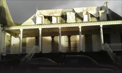 Infrastructures : l’hôtel de ville de Curepipe rongé par l’usure du temps