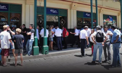 Marche pacifique : des pilotes et membres d’équipage dans les rues de Port-Louis