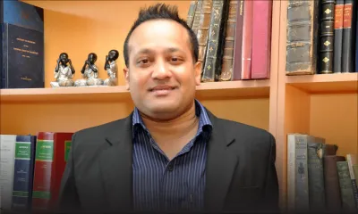 Selon  Me Erickson Mooneeapillay : sa voiture vandalisée sur l’aire de stationnement de l’Adsu de Curepipe