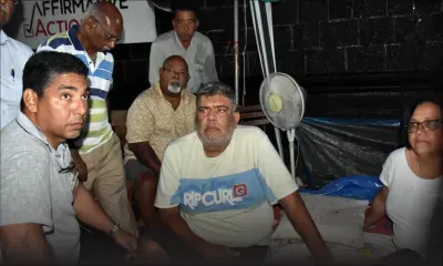 Grève de la faim : défilé de politiciens au chevet de Clency Harmon