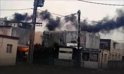 Il y a de la fumée dans l’air…