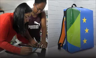 Once a billboard, now a bag : des sacs écologiques recyclés