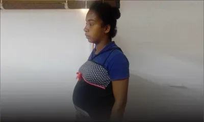 Sur le point d’accoucher, elle vit sans eau ni électricité