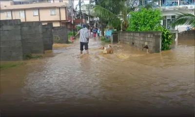 Averses : Maurice sous les eaux