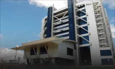 Fouille corporelle : des téléopérateurs obtiennent Rs 100 000 chacun