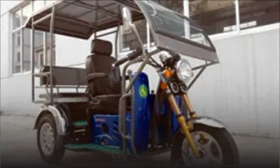 Cet handicapé se bat pour son autonomie: incapable de se déplacer depuis cinq ans, il recevra une chaise motorisée