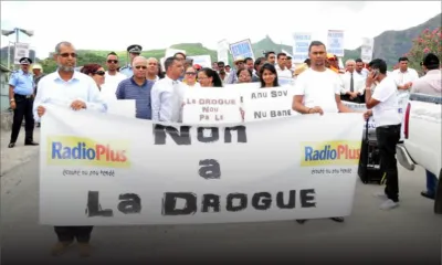 15 ans de Radio Plus : une marche pacifique pour dire «Non à la drogue»