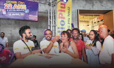 22 ans de Radio Plus : vœux et ambiance festive au salon
