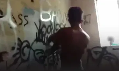 Un adolescent battu par deux collégiens