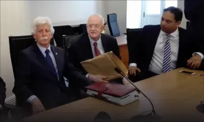 Paul Bérenger parle de «décision honteuse» de Maya Hanoomanjee