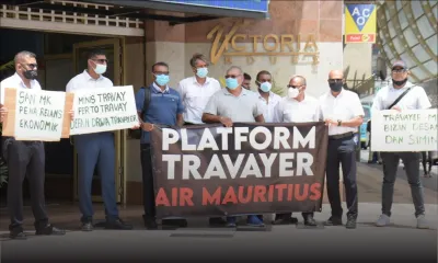 [En images] «Non-respect» de leurs droits : manif de la Platform Travayer Air Mauritius devant le ministère du Travail 