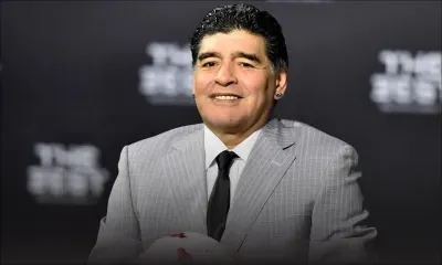 Maradona opéré pour une vieille blessure à une épaule