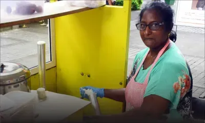 Entrepreneuriat - Vente des poutous : Nirmala Yagambrum perpétue une délicieuse tradition
