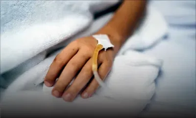 Human story : un jeune couple et leur jeune enfant épileptique