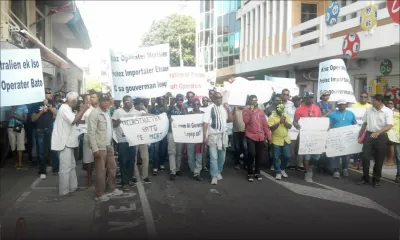 Bateaux de plaisance : une pétition remise aux autorités 